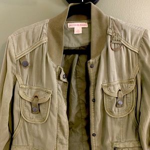 Peyton Jenson army green bomber jacket size small